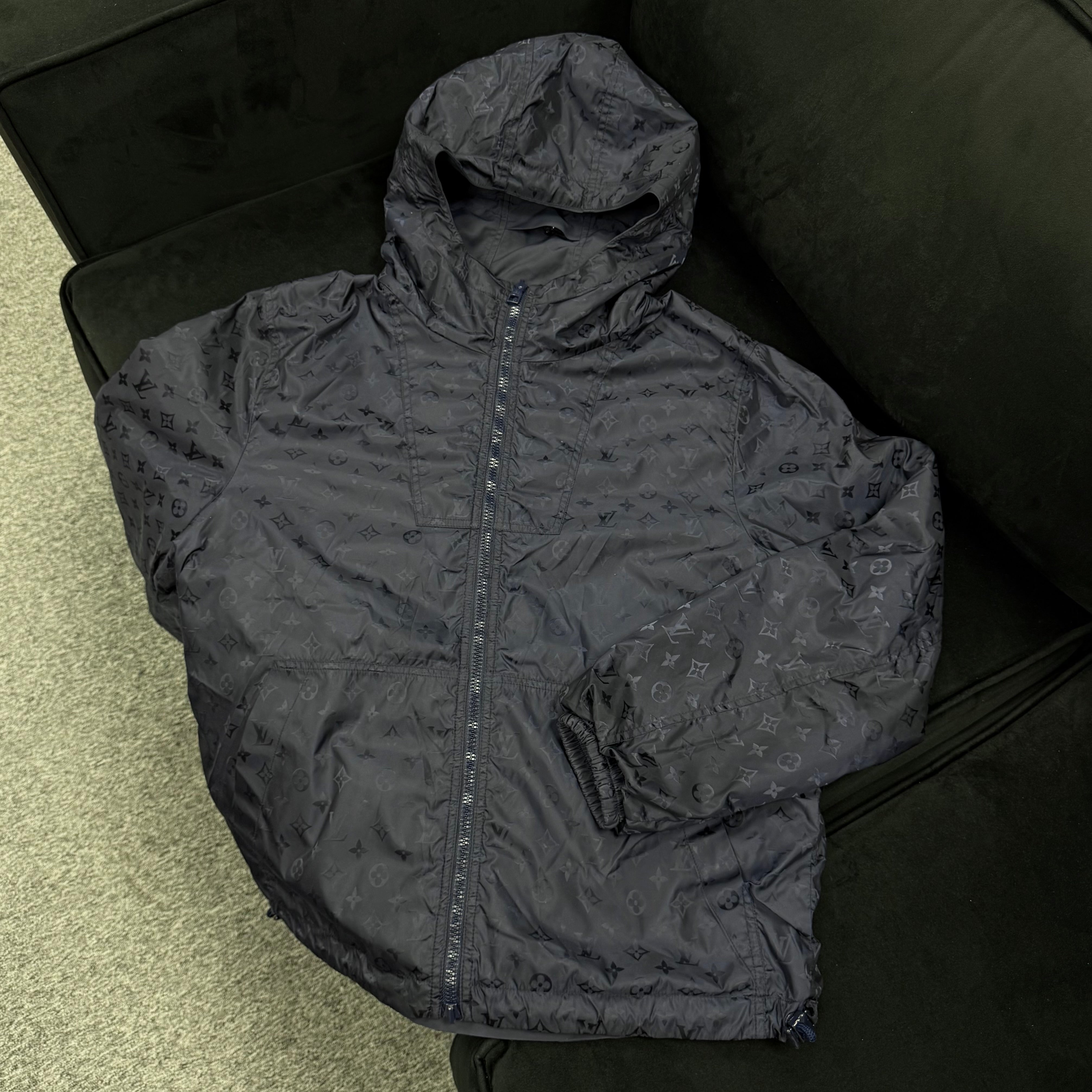 (PRE-OWNED) LV LOUIS VUITTON MONOGRAM REVERSIBLE WINDBREAKER - NAVY